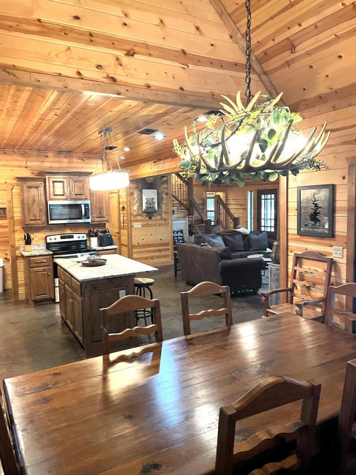 4Br/3Bth Family Cabin With A Hot Tub, Sleeps 14 Broken Bow Εξωτερικό φωτογραφία